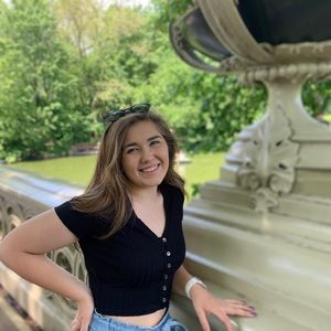 Meet your Posher, Eliza